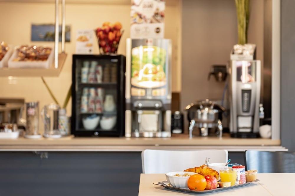 B&B Hotel Toulon أوليوليه المظهر الخارجي الصورة