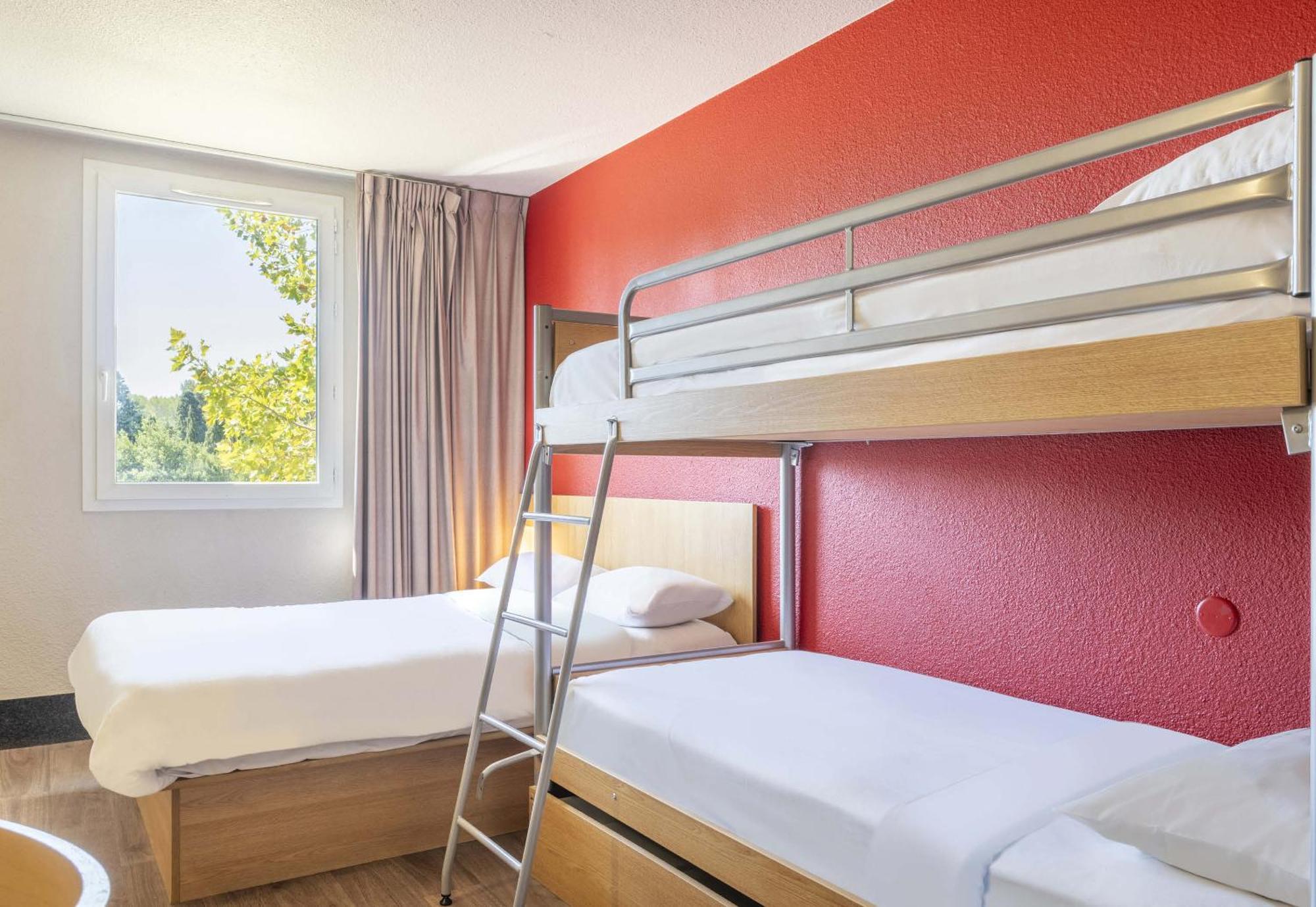 B&B Hotel Toulon أوليوليه المظهر الخارجي الصورة