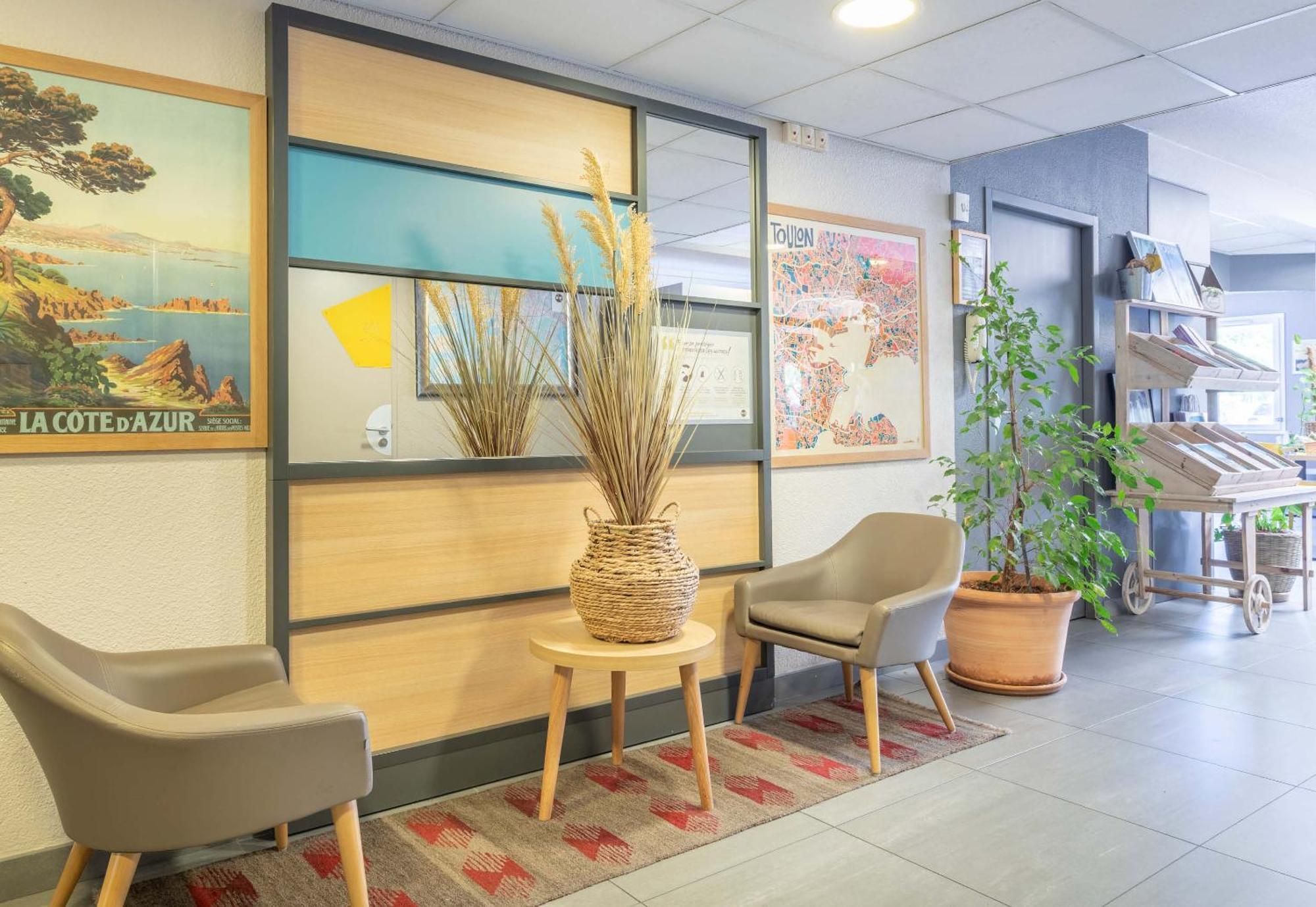 B&B Hotel Toulon أوليوليه المظهر الخارجي الصورة