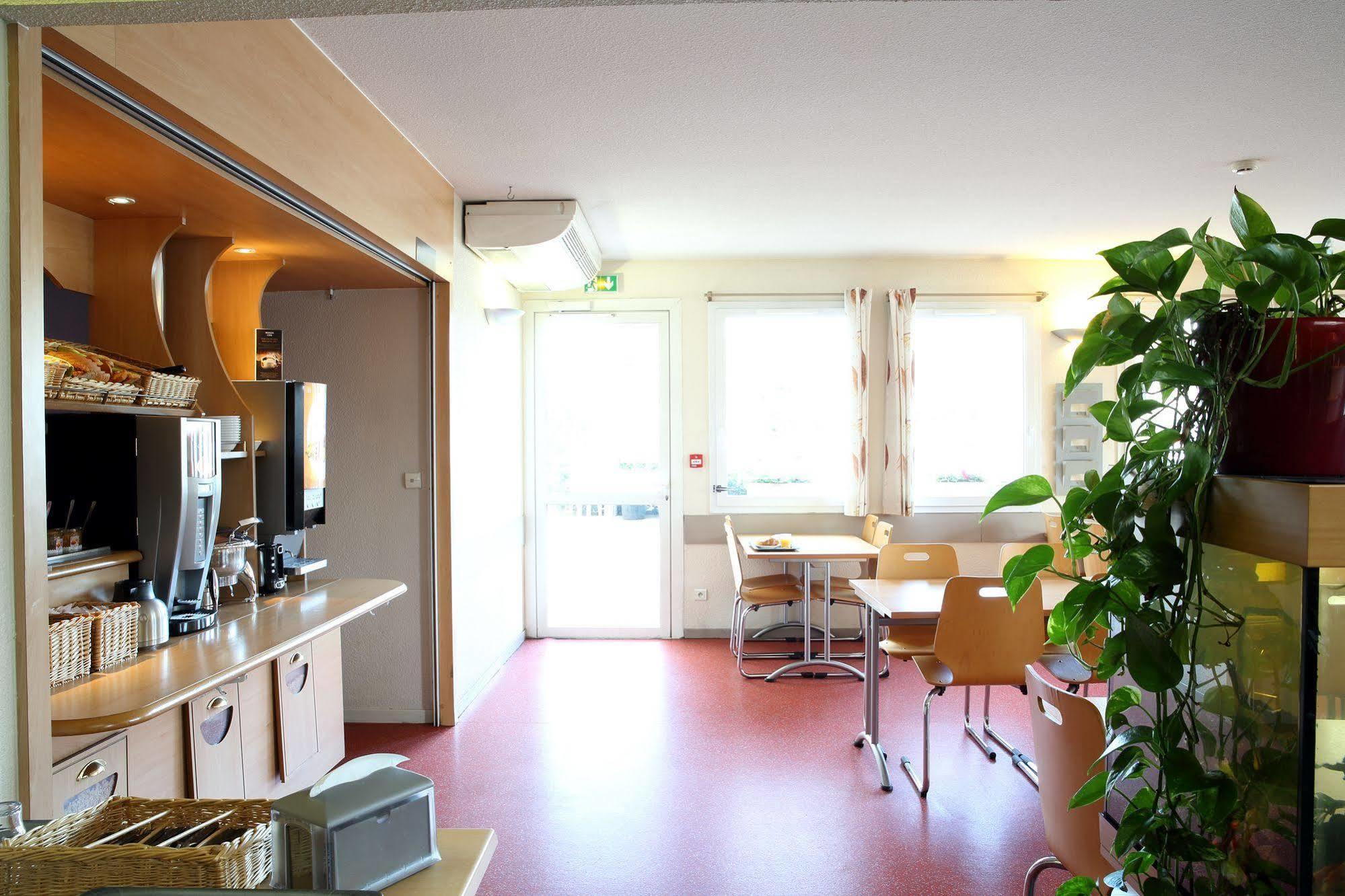 B&B Hotel Toulon أوليوليه المظهر الخارجي الصورة