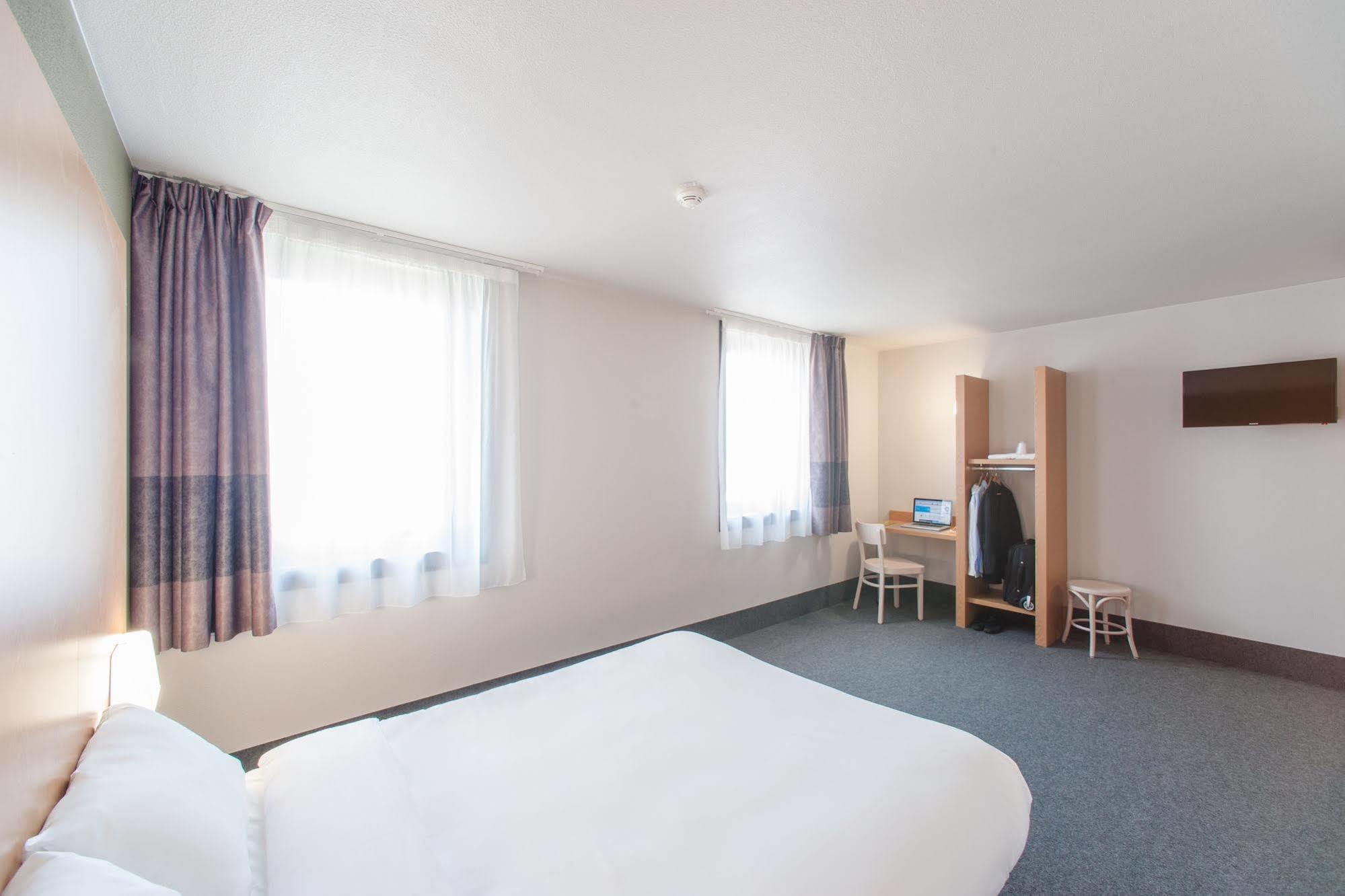B&B Hotel Toulon أوليوليه المظهر الخارجي الصورة